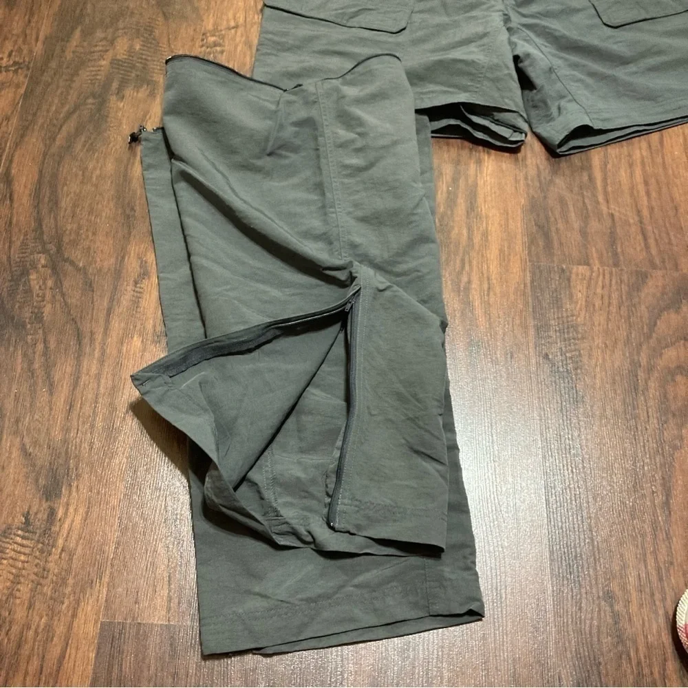 The North Face Short/Court Convertible Utility Pants plenty of pockets XXL GuC - Picture 7 of 16